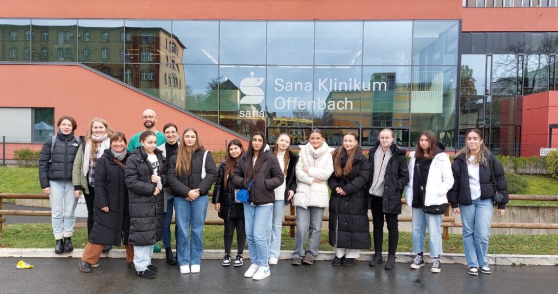 Schüler besichtigen Sana Klinikum Offenbach